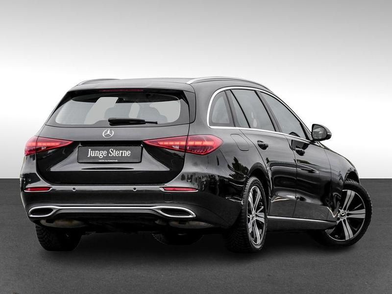 Gebraucht Mercedes C300 Avantgarde 258 PS (189 kW) 2022 Szary Kombi