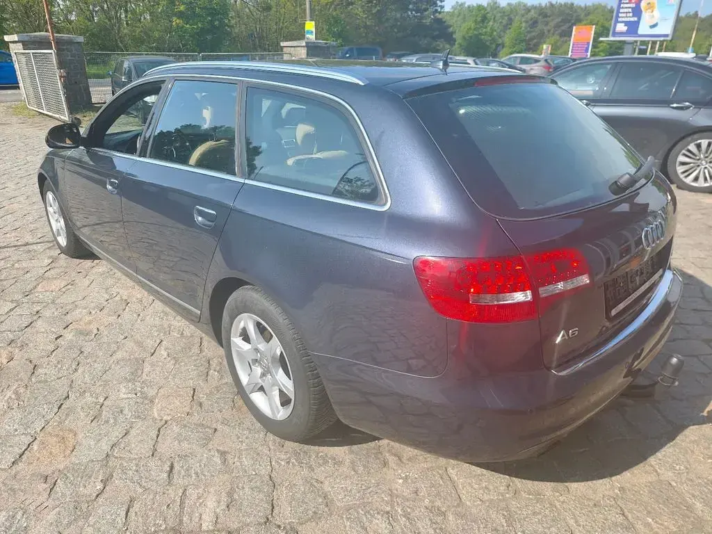 Gebraucht Audi A6 Performance 170 PS (125 kW) 2010 Blau Kombi