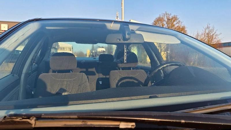 Gebraucht BMW 316 Performance 116 PS (85 kW) 2004 Schwarz Limousine