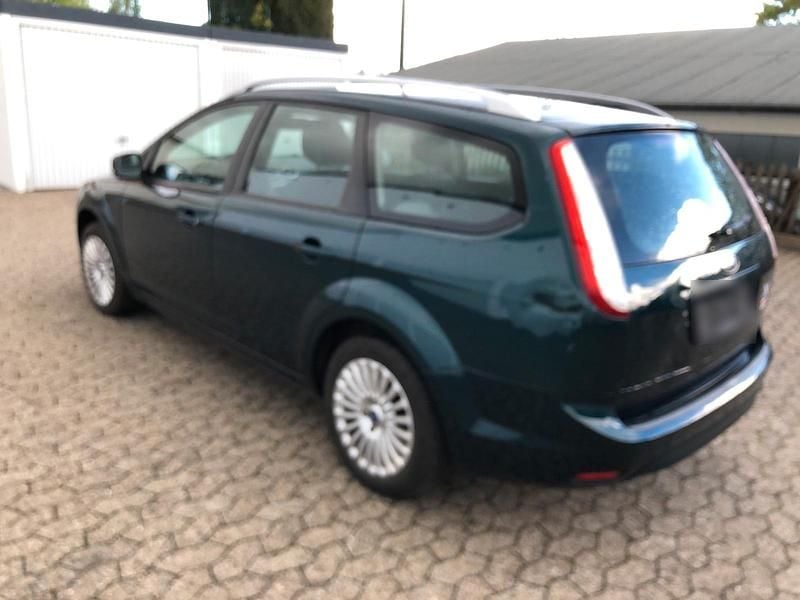 Second-hand Ford Focus 125 CP (91 kW) 2009 Gri Break