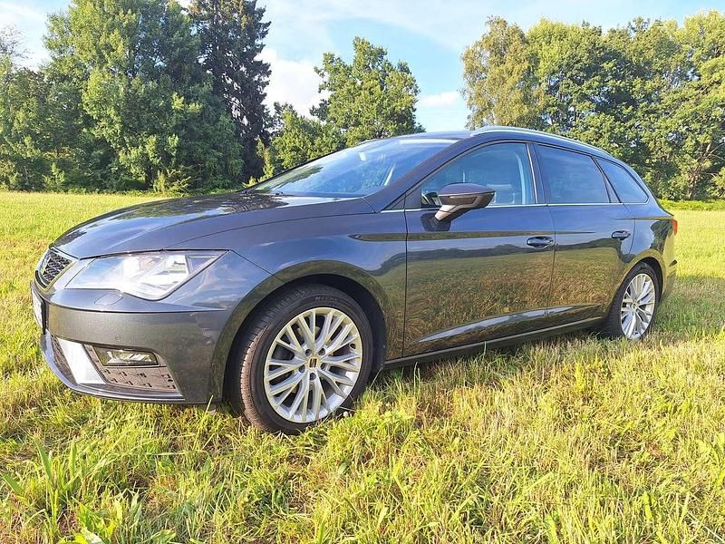 Grau Gebraucht 2020 Seat Leon ST Kombi | 15.500 € (Etwas zu teuer) - Bild 1/4