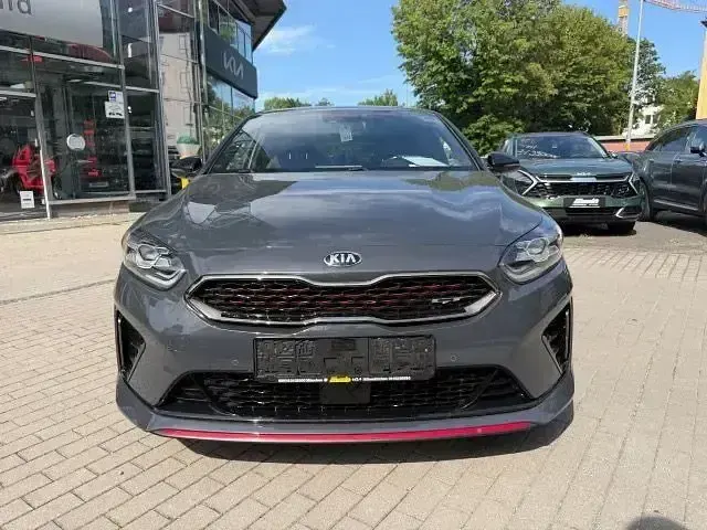 Gebraucht Kia Ceed GT Comfort 204 PS (150 kW) 2020 Grau Limousine