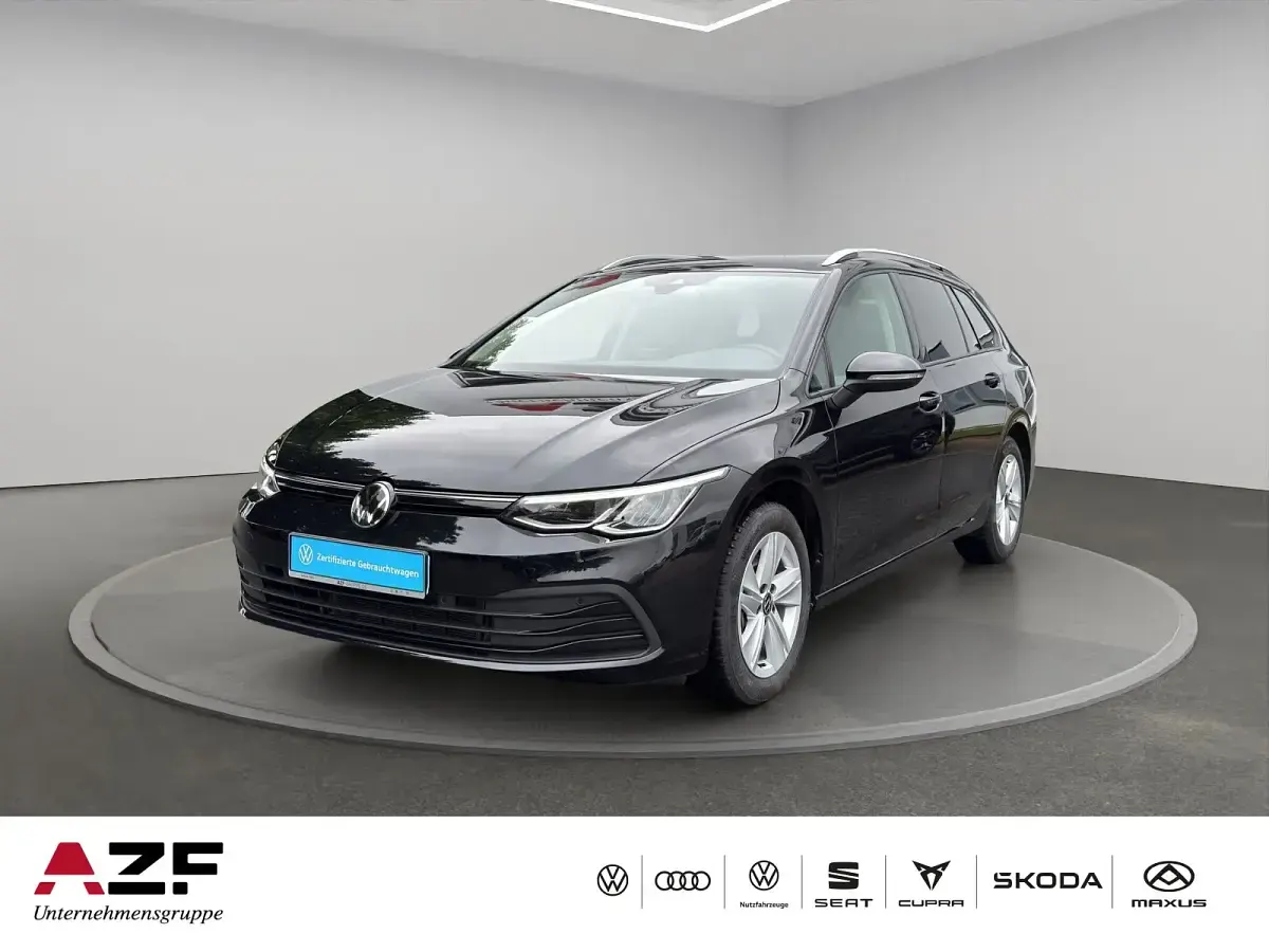 Gebraucht VW Golf VIII Life 150 PS (110 kW) 2023 Kombi