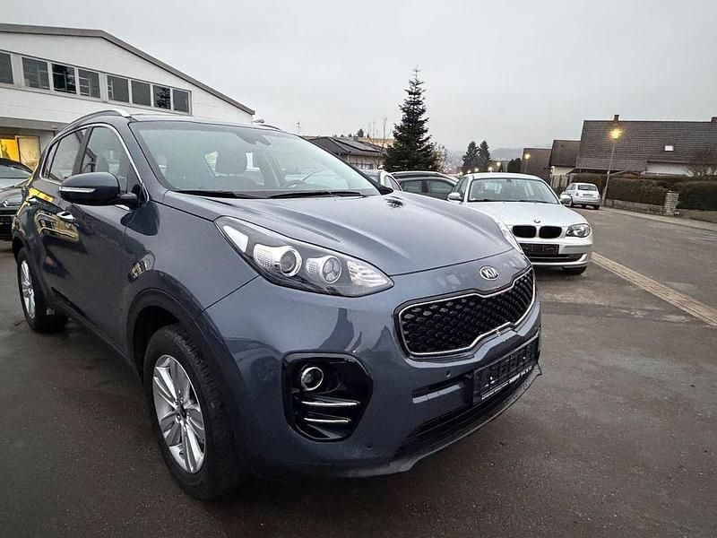 Blau Gebraucht 2017 Kia Sportage Vision SUV | 14.999 € (Fairer Preis) - Bild 1/4