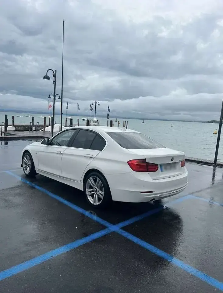 Gebraucht BMW 320 Luxury Line 184 PS (135 kW) 2014 Limousine