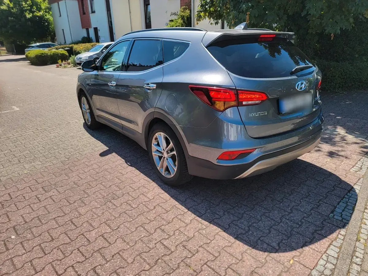 Gebraucht Hyundai Santa Fe Premium 197 PS (144 kW) 2015 Grau SUV