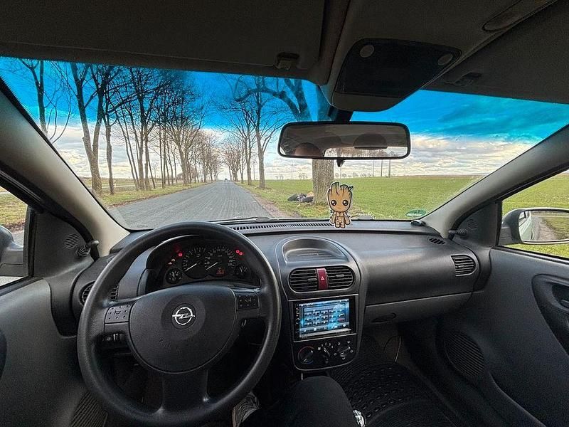 Gebraucht Opel Corsa Comfort 75 PS (55 kW) 2000 Limousine