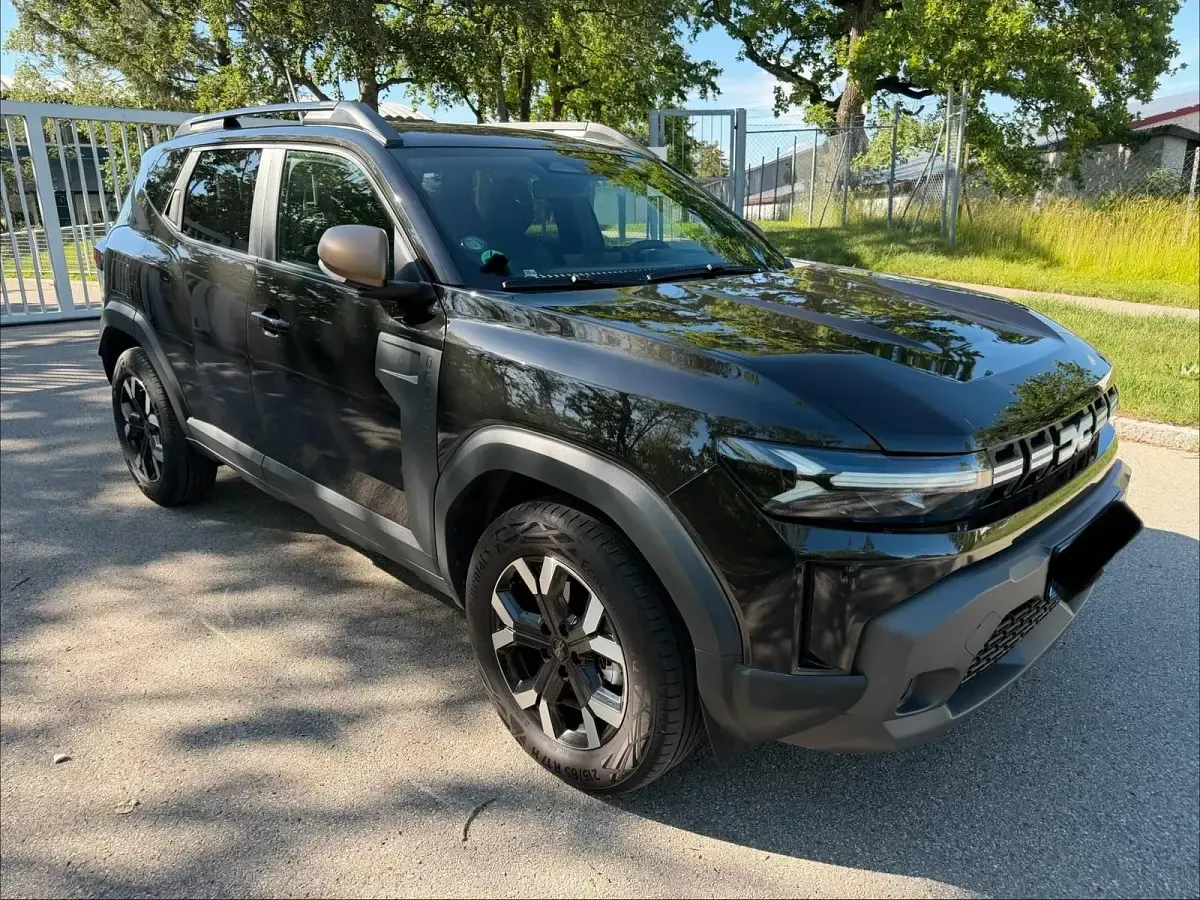 Gebraucht Dacia Duster 140 PS (102 kW) 2025 Schwarz SUV