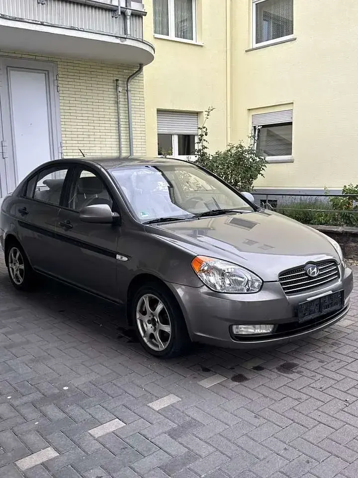 Gebraucht Hyundai Accent 110 PS (80 kW) 2009 Limousine