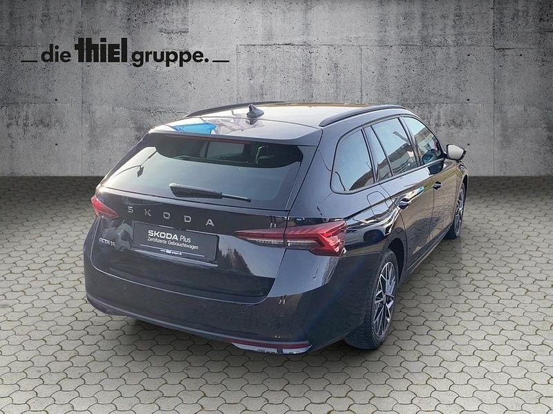 Gebraucht Skoda Octavia Selection 150 PS (110 kW) 2025 Schwarz Kombi