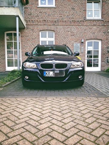 Gebraucht BMW 318 143 PS (105 kW) 2010 Blau metallic Kombi