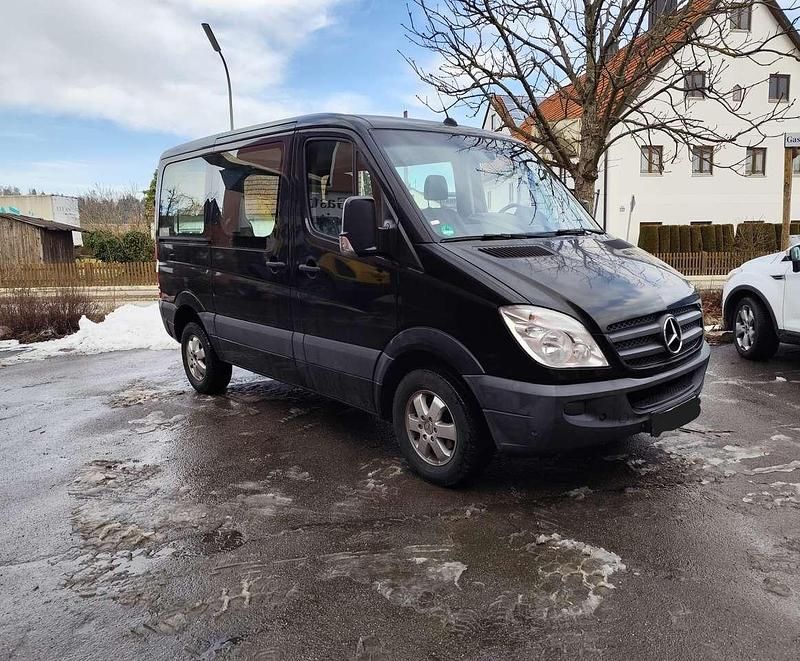 Schwarz Gebraucht 2006 Mercedes Sprinter Van | 14.000 € (Guter Preis) - Bild 1/4