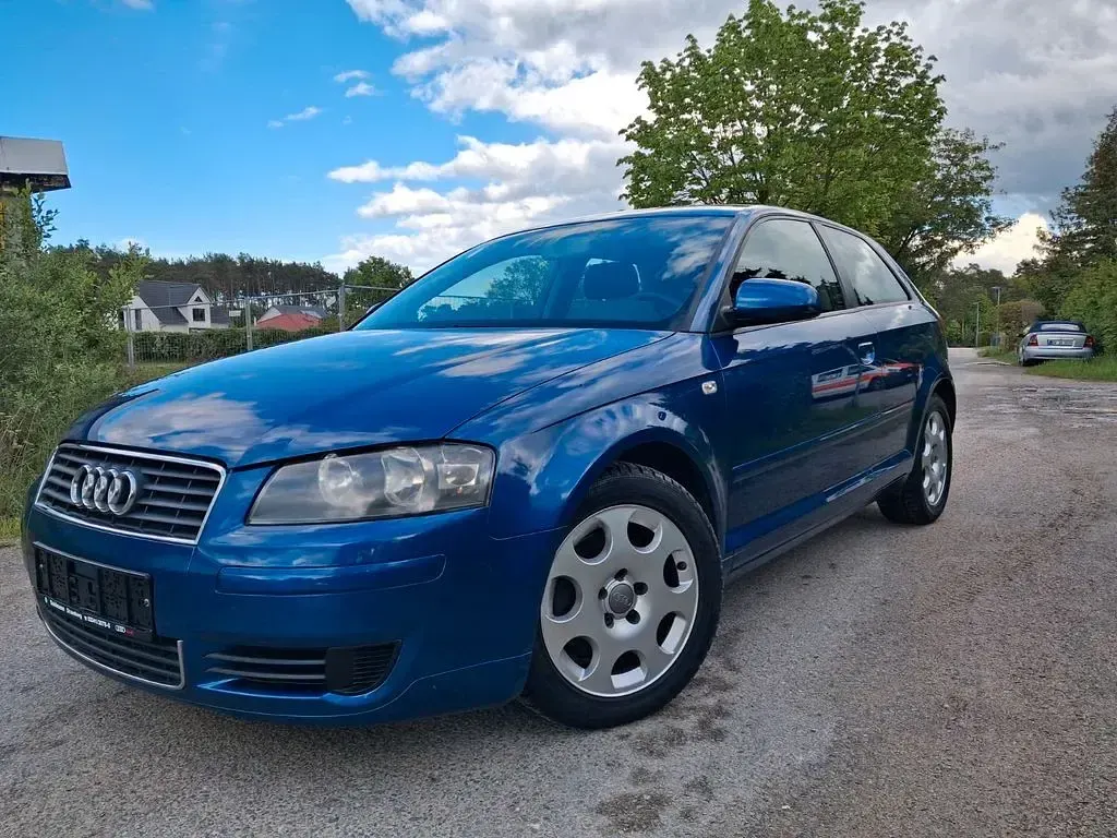 Occasion Audi A3 Attraction 102 ch (75 kW) 2003 Bleue Citadine
