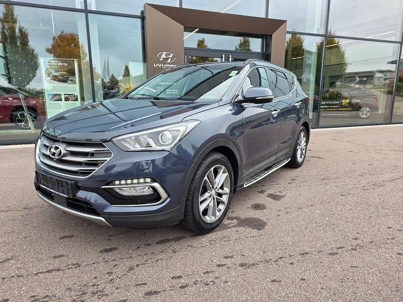 Blau Gebraucht 2017 Hyundai Santa Fe Premium SUV | 16.900 € (Fairer Preis) - Bild 1/4