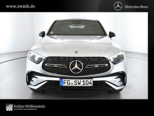 Gebraucht Mercedes GLC300 AMG 258 PS (189 kW) 2025 Silber Coupé