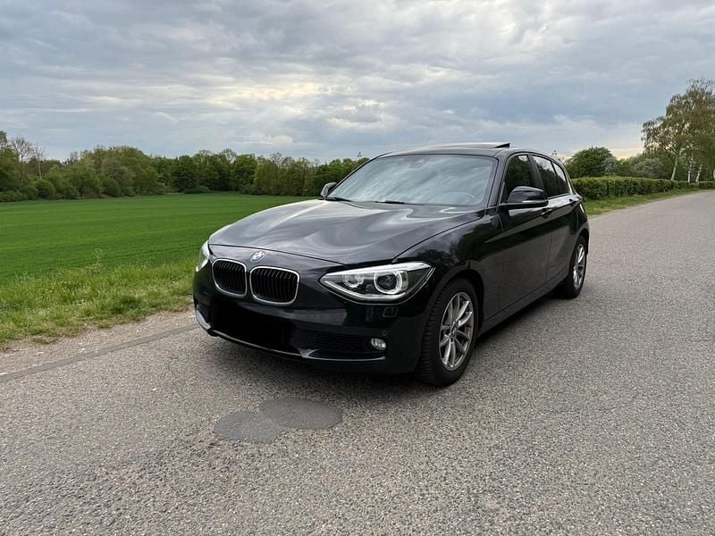 Second-hand BMW 118 143 CP (105 kW) 2013 Negru Hatchback