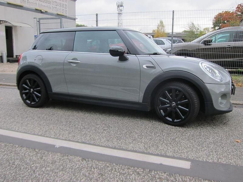 Gebraucht Mini Cooper Chili 136 PS (100 kW) 2017 Grau Kleinwagen