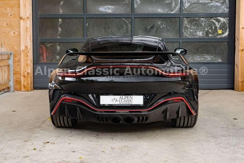 Gebraucht Aston Martin Vantage 700 PS (514 kW) 2022 Onyx black Coupé