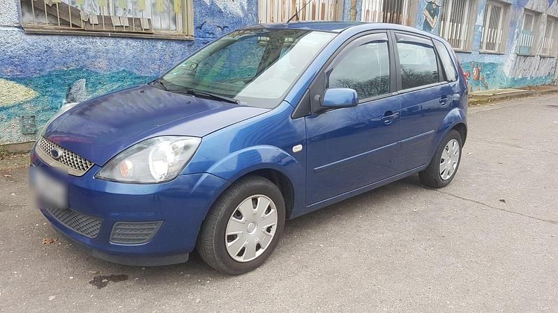 Gebraucht Ford Fiesta 69 PS (50 kW) 2007 Blau Kleinwagen