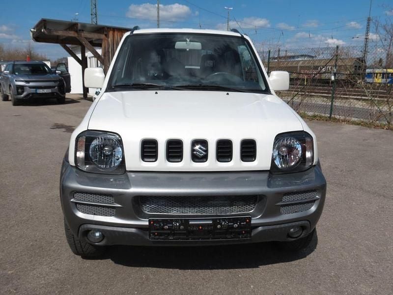 Gebraucht Suzuki Jimny 86 PS (63 kW) 2009 Weiß SUV