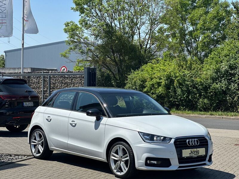 Weiß Gebraucht 2015 Audi A1 Sportback Design Kleinwagen | 16.999 € (Fairer Preis) - Bild 1/4