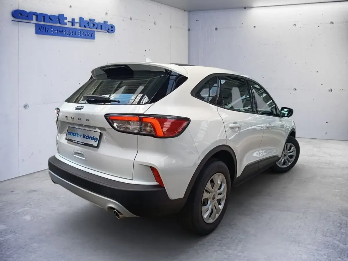 Gebraucht Ford Kuga Cool & Connect 120 PS (88 kW) 2024 SUV