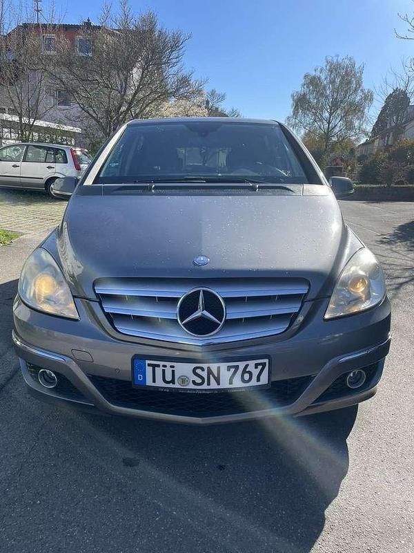 Gebraucht Mercedes B170 116 PS (85 kW) 2011 Van / Kleinbus