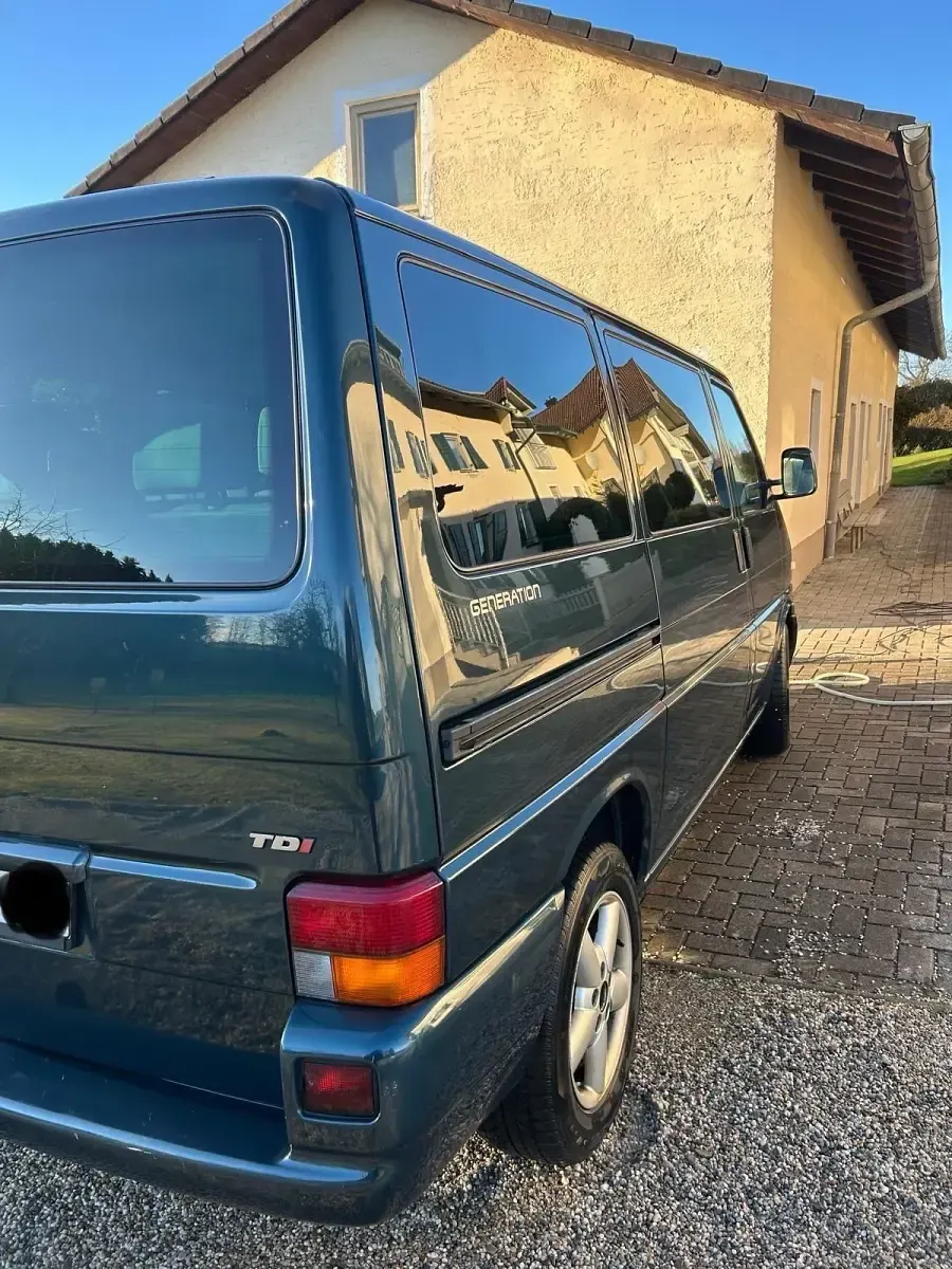 Gebraucht VW Multivan 151 PS (111 kW) 2002 Grün Van / Kleinbus