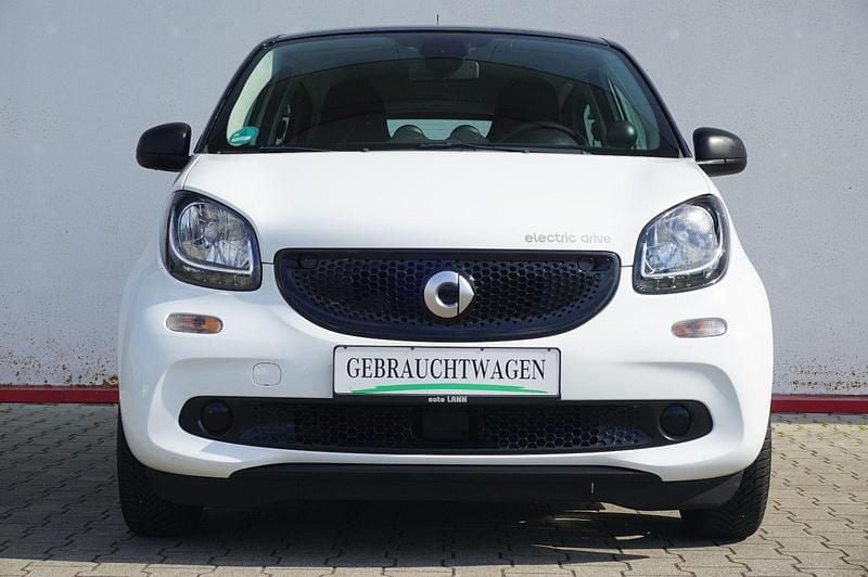 Gebraucht Smart ForFour Electric Drive 60 kW (82 PS) 2018 Schwarz Kleinwagen