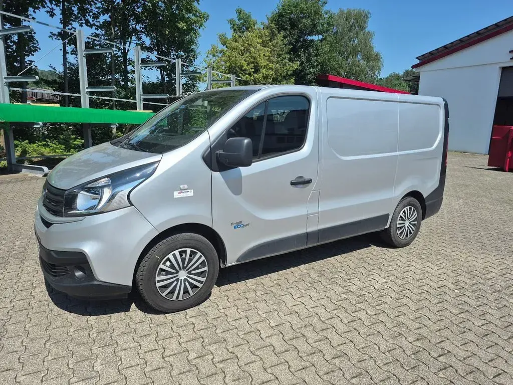 Gebraucht Fiat Talento 145 PS (106 kW) 2020 Silber Van / Kleinbus