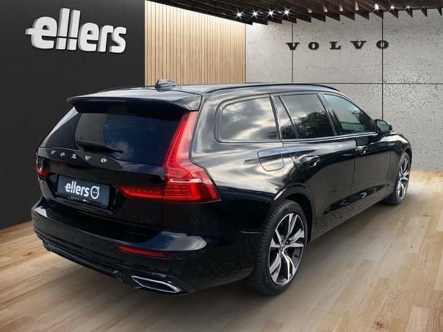 Gebraucht Volvo V60 R-Design 398 PS (292 kW) 2022 Schwarz Kombi