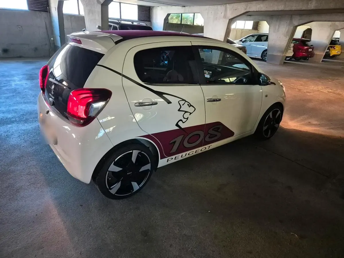 Gebraucht Peugeot 108 Allure 82 PS (60 kW) 2017 Weiß Kleinwagen