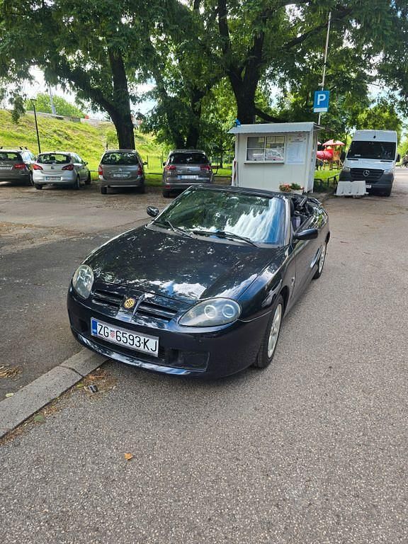 Second-hand MG TF 116 CP (85 kW) 2002 Albastru Cabrio