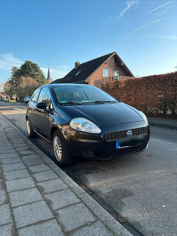 Schwarz Gebraucht 2006 Fiat Grande Punto Kleinwagen | 500 € (Superpreis) - Bild 1/4