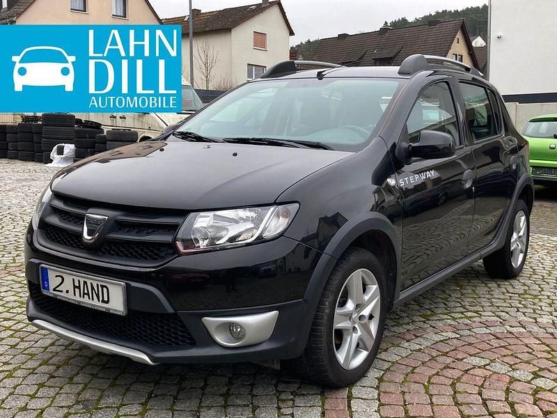 Schwarz Gebraucht 2014 Dacia Sandero Stepway Ambiance Kleinwagen | 7.250 € (Fairer Preis) - Bild 1/4