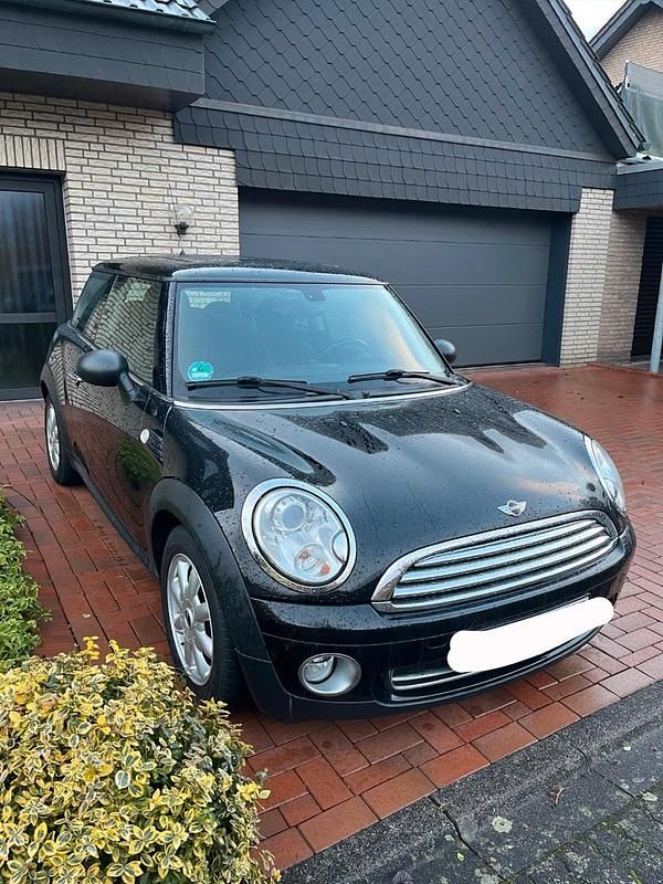 Schwarz Gebraucht 2010 Mini ONE Kleinwagen | 4.599 € (Fairer Preis) - Bild 1/4