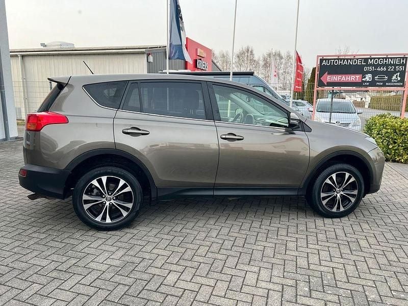 Gebraucht Toyota RAV4 Edition 150 PS (110 kW) 2015 SUV
