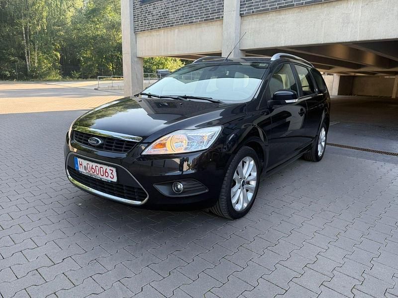 Gebraucht Ford Focus Ghia 116 PS (85 kW) 2009 Schwarz Kombi