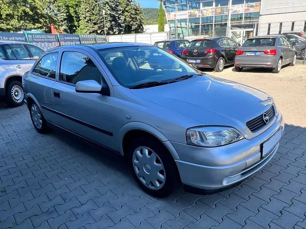 Gebraucht Opel Astra 75 PS (55 kW) 1998 Silber Coupé