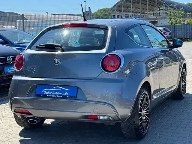 Gebraucht Alfa Romeo MiTo Turismo 110 PS (80 kW) 2009 Grau Kleinwagen