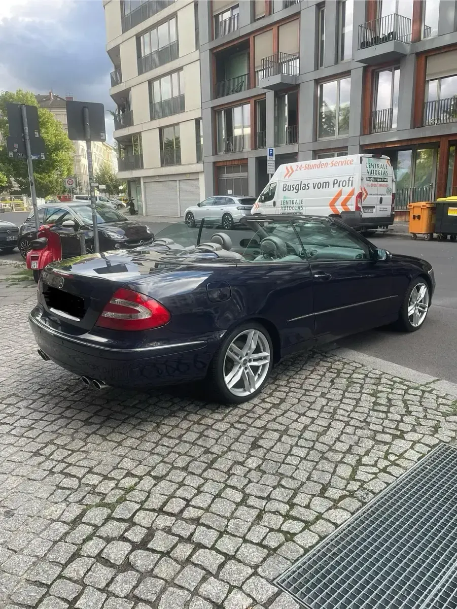Gebraucht Mercedes CLK200 170 PS (125 kW) 2005 Blau Cabrio