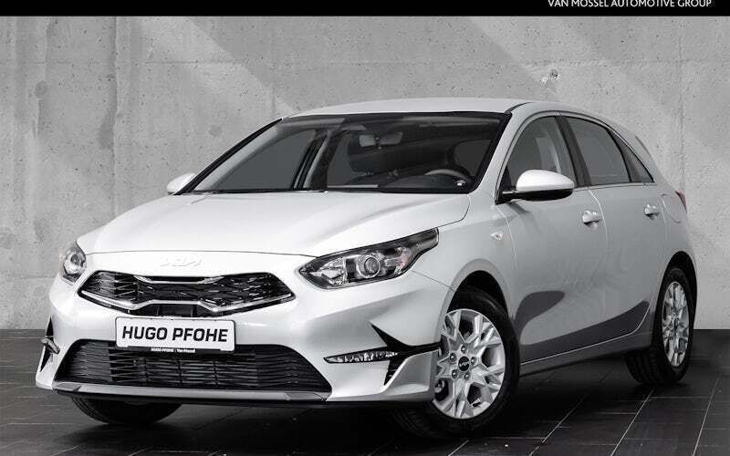 Silber Neu 2024 Kia Ceed Vision Limousine | 24.580 € (Etwas zu teuer) - Bild 1/4