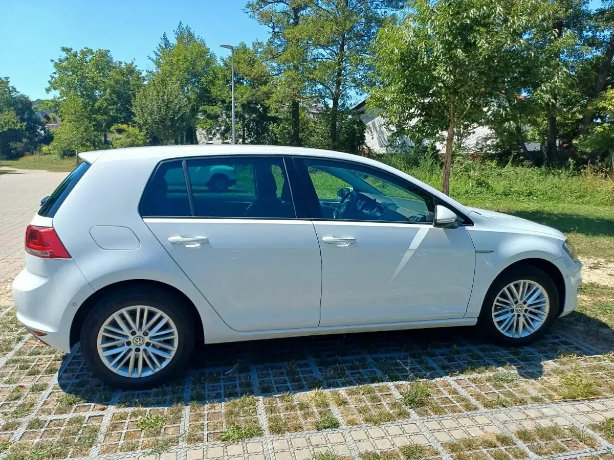 Gebraucht VW Golf VII Cup 110 PS (80 kW) 2014 Weiß Limousine