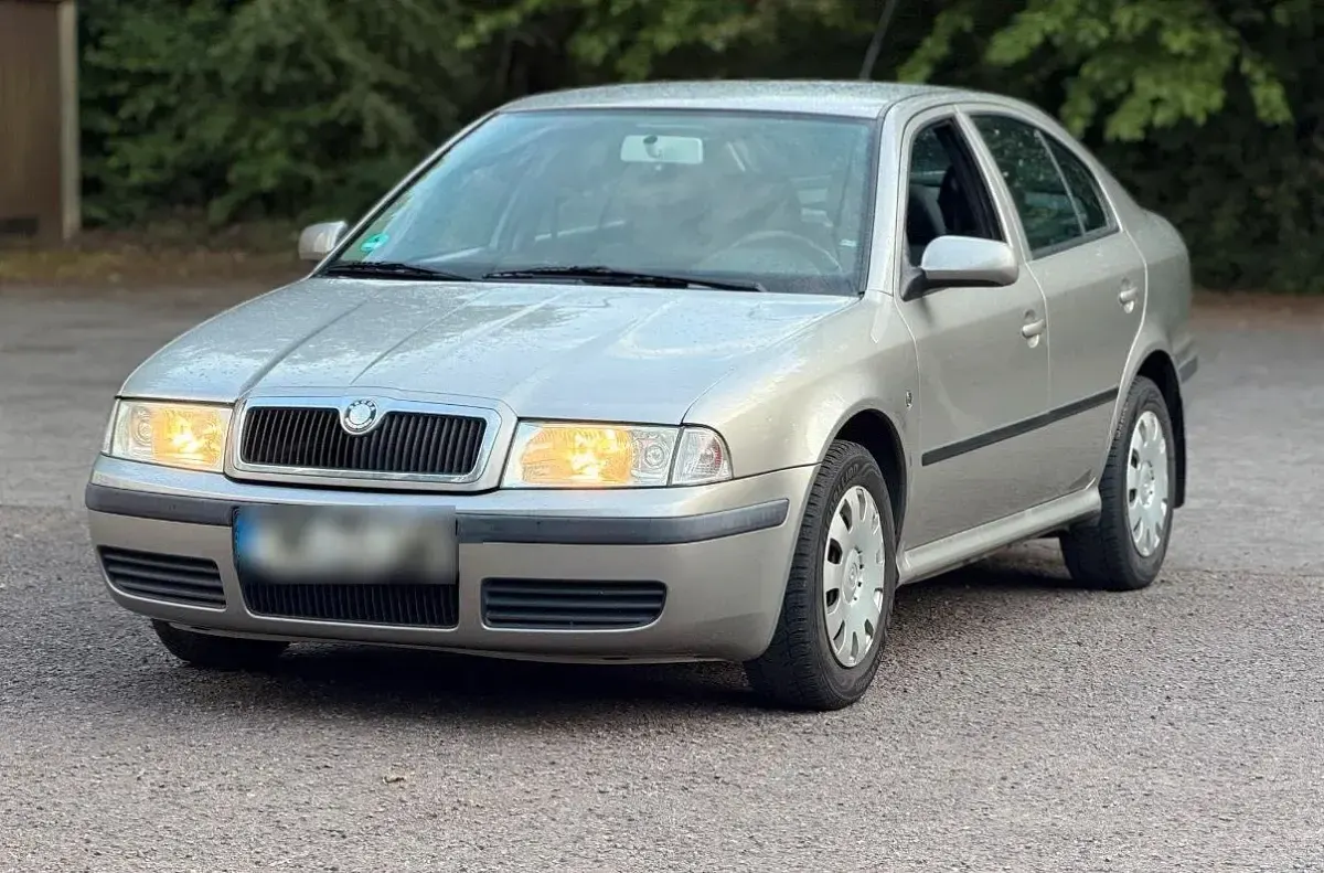 Gebraucht Skoda Octavia 95 PS (69 kW) 2010 Limousine