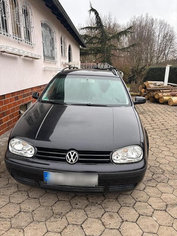Schwarz Gebraucht 2002 VW Golf IV Kombi | 850 € (Superpreis) - Bild 1/4