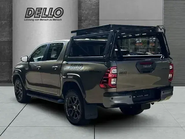 Gebraucht Toyota HiLux Style 204 PS (150 kW) 2025 Braun Pickup
