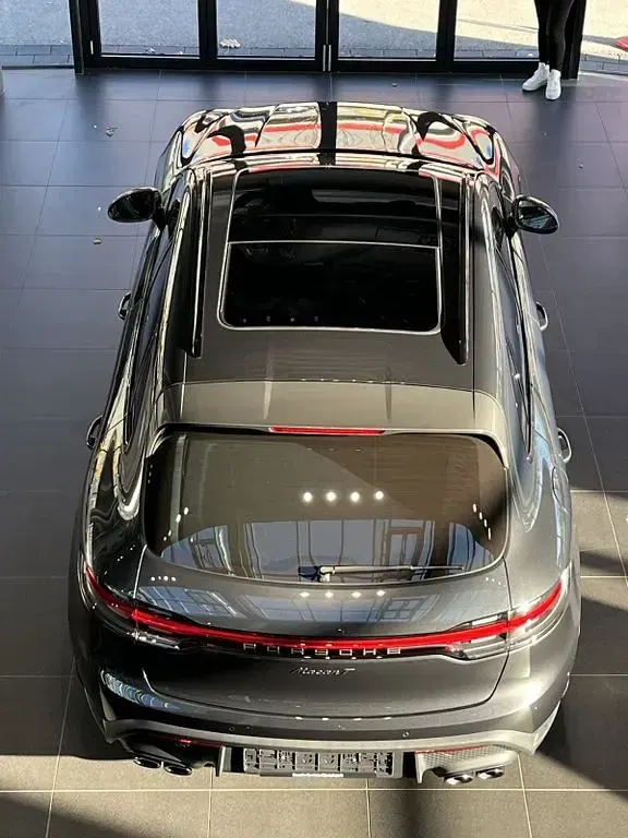 Gebraucht Porsche Macan T 265 PS (194 kW) 2023 Grau SUV