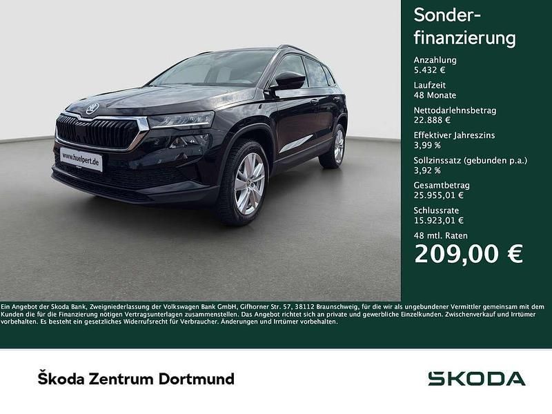 Schwarz Gebraucht 2024 Skoda Karoq Selection SUV | 28.320 € (Superpreis) - Bild 1/4