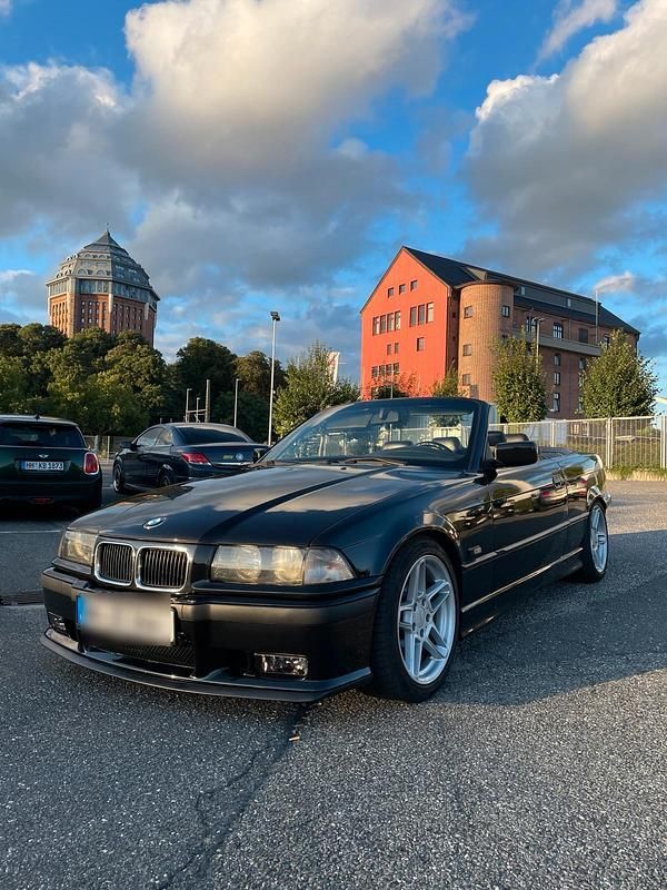 Schwarz Gebraucht 1994 BMW 325 Cabriolet M Sport Cabrio | 13.999 € - Bild 1/4