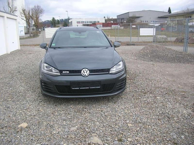 Gebraucht VW Golf VII GTD 184 PS (135 kW) 2015 Carbon steel grey metallic Kombi